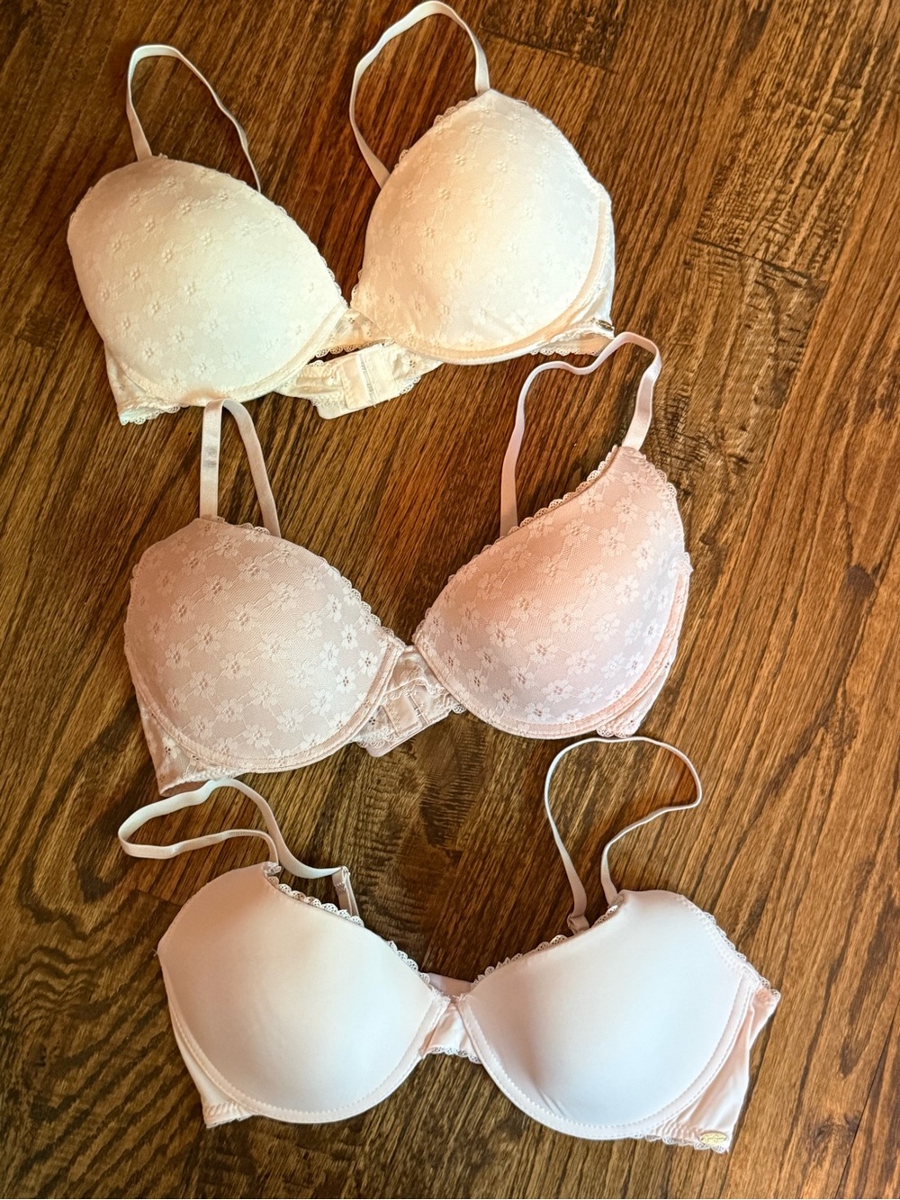 Jessica Simpson set of three bras-new without tags-Size 36C